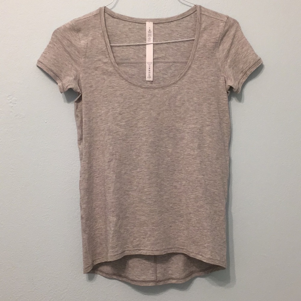 Lululemon top